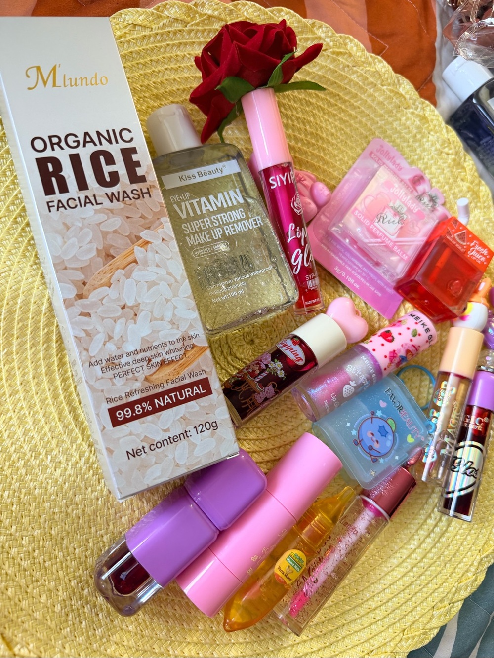 🌸 New Beauty Bundle – Skincare, Lip Glosses & Lip Care Set 🌸